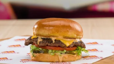 Huddle House Launches Smash Burger Week