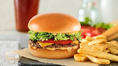 Red Robin Honors Military Heroes This Veterans Day With Free Burger Offer