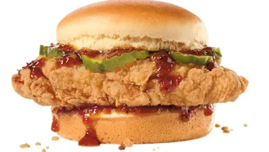 Jack in the Box Adds New Midnight Chicken Sandwich to the Menu