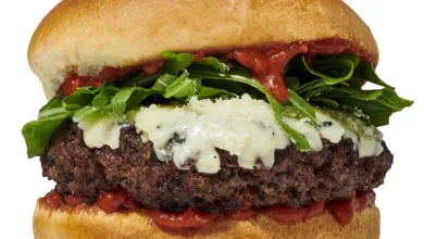 Bobby’s Burgers by Bobby Flay Serves Up a Little Taste of Italy