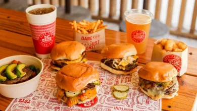 Hat Creek Burger Welcomes Will Muschamp with Free Burgers for Life